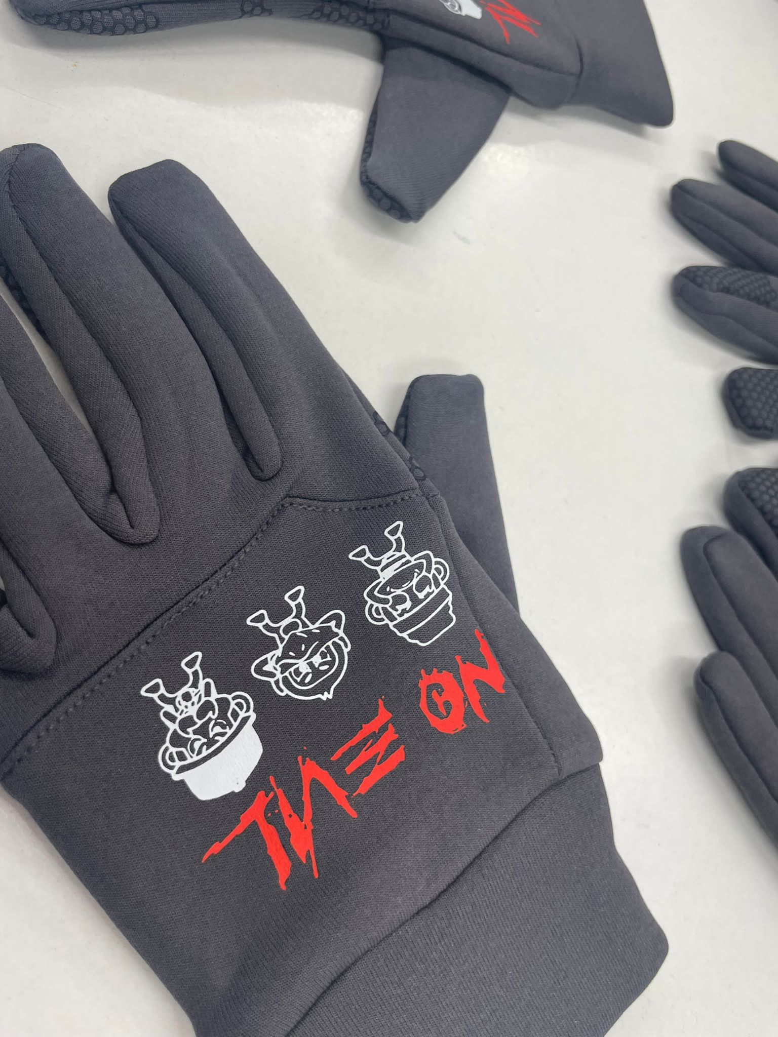 NO EVIL ETIP GLOVES