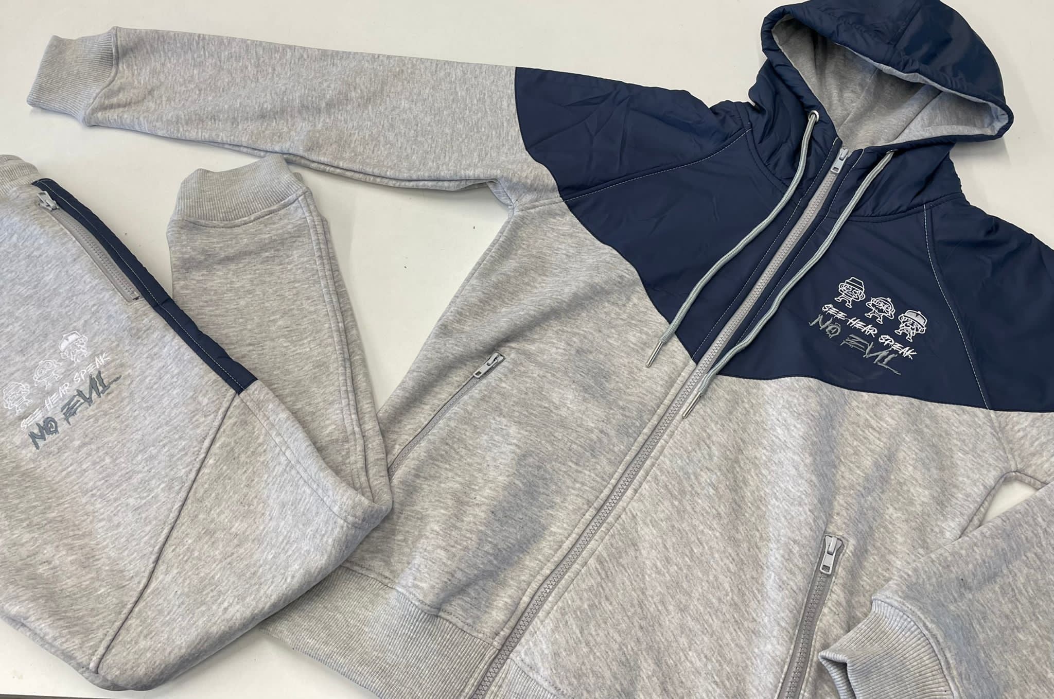 TRACKSUIT "NO EVIL" GREY/NAVY